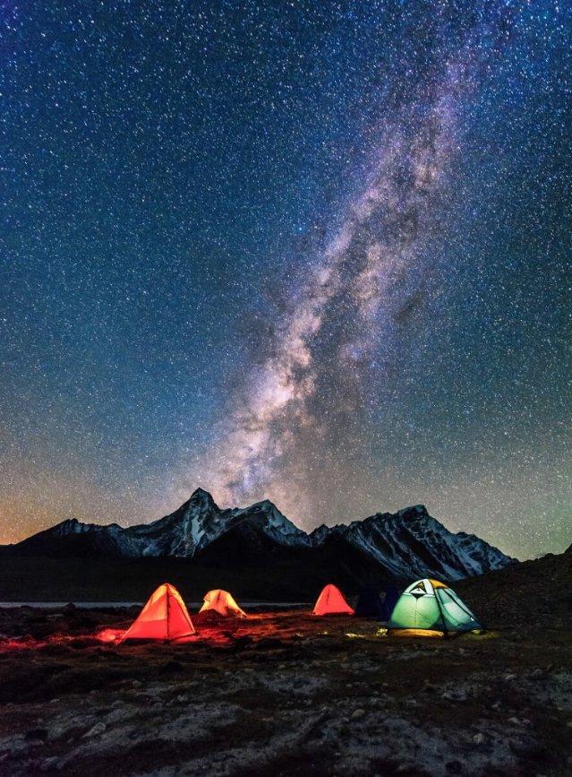 别人在银行里存钱怎么样能查到？